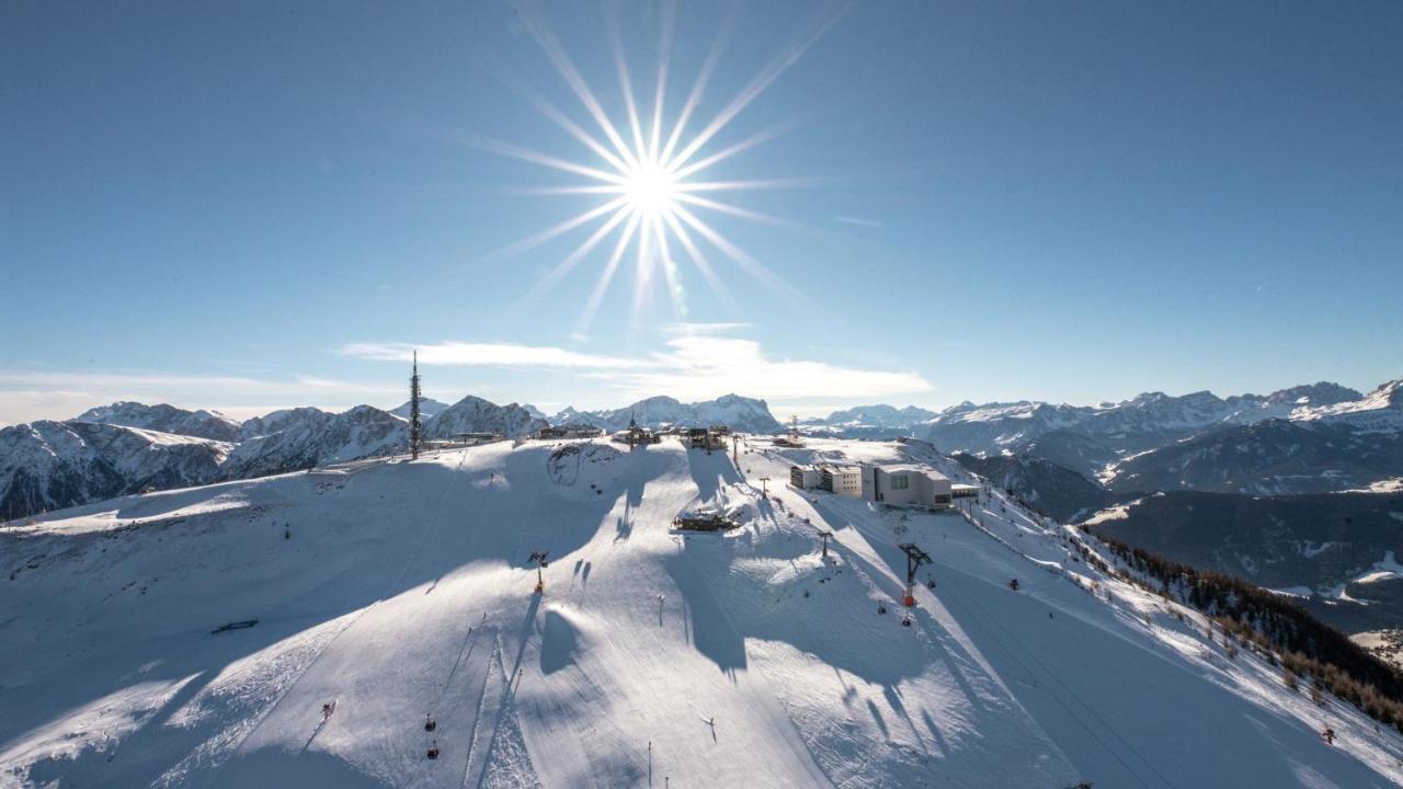 Kronplatz Mountain Lodge Brunico Exterior foto